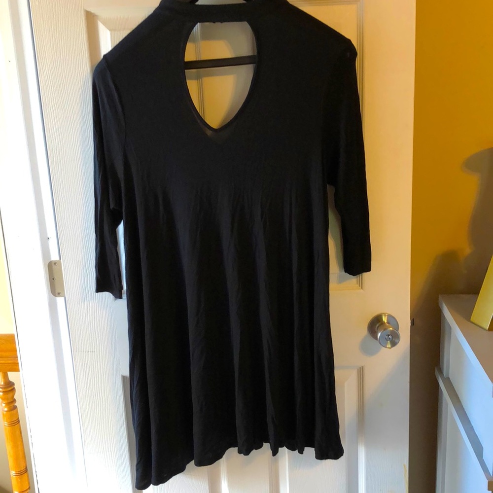 Black keyhole choker dress